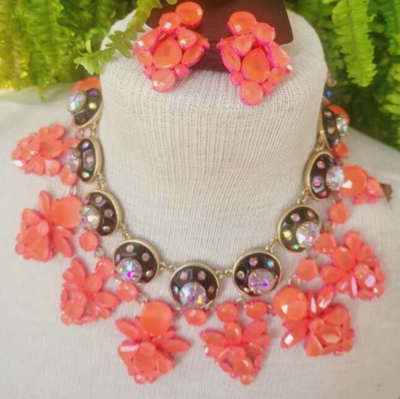 J. Crew Orange and Pinky-Orange Neon Crystal Statement Necklace and Earrings Set - Picture 5 of 10